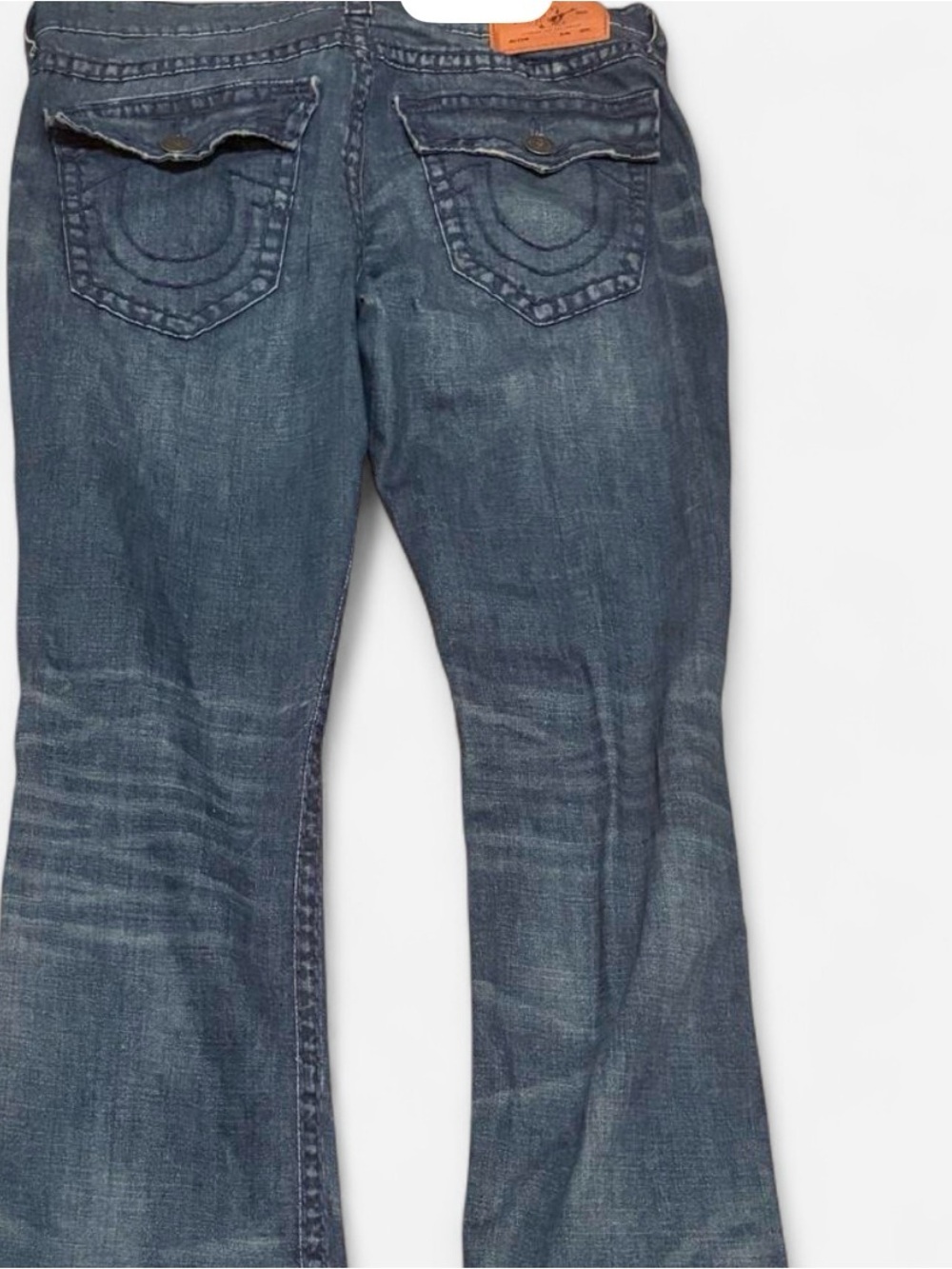 True Religion Men's Faded Blue Straight Jeans - Picture 3 of 5